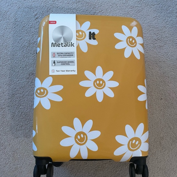 IT METALIK Bags It Metalik Luggage Daisy Smiley Face Med Hardside